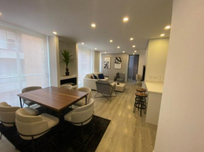 New Charming Apt in Sta Barbara 2bd - Gym Sauna - 301 Bogotá